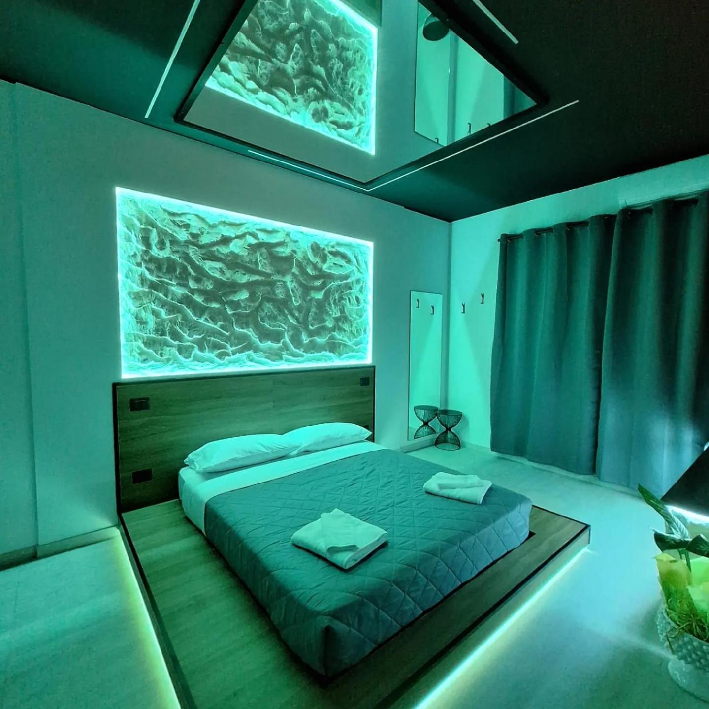 Dark & Light Rooms & Luxury Suites CTA Exterior foto