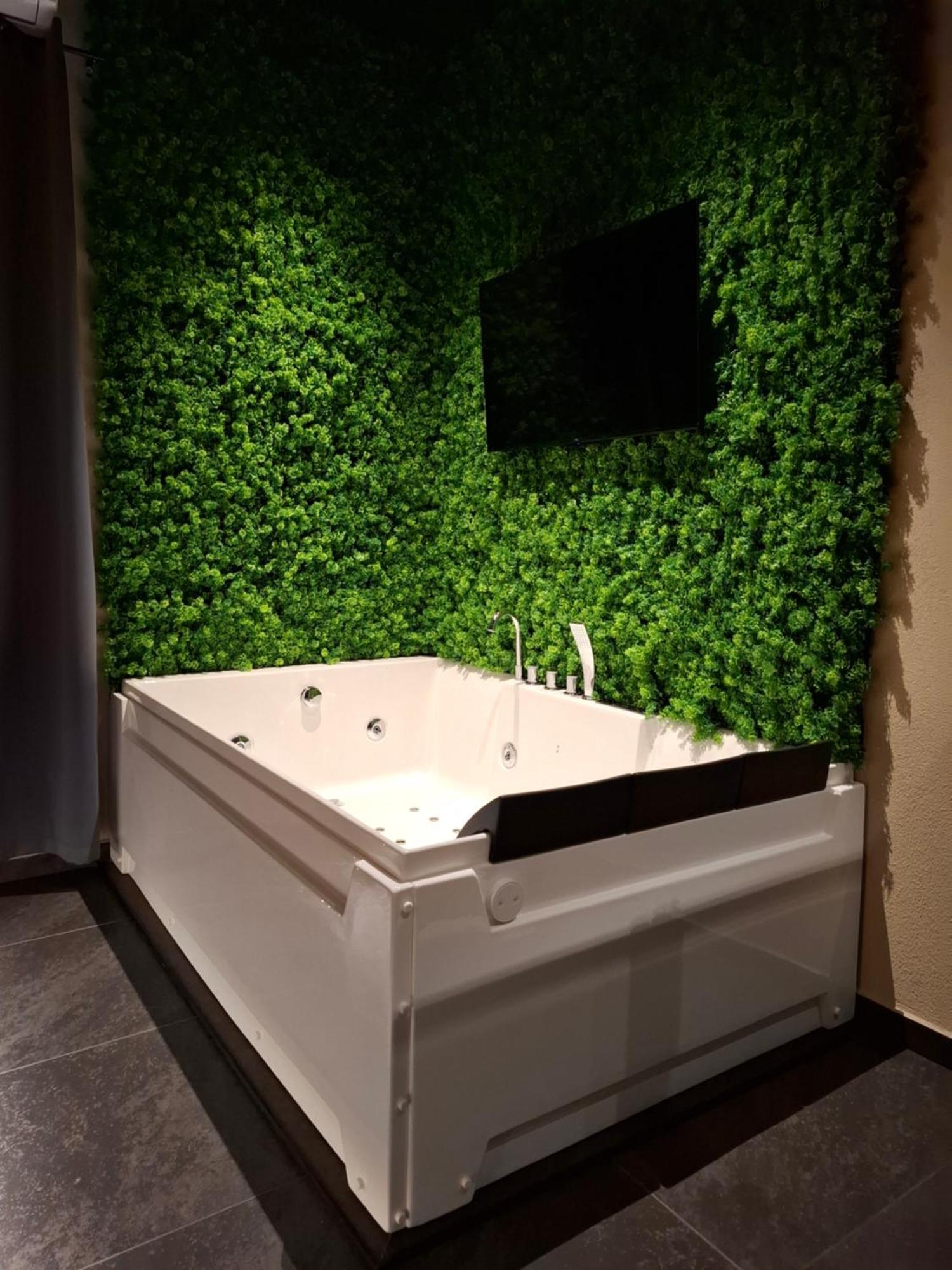 Dark & Light Rooms & Luxury Suites CTA Exterior foto